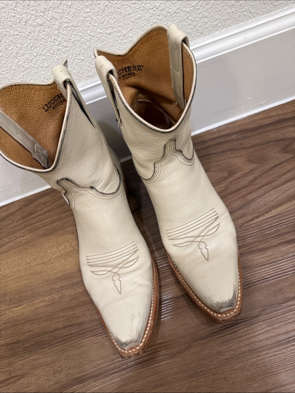 Lucchese Cream Leather Short Cowboy Boots - Picture 2 of 5